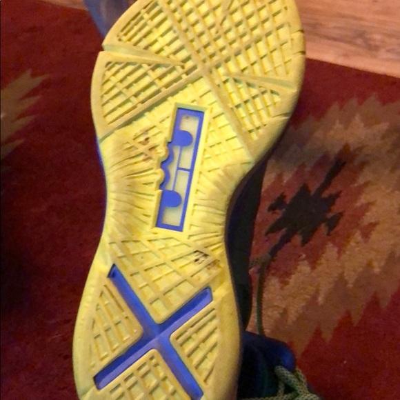 Lebron - Picture 3 of 4